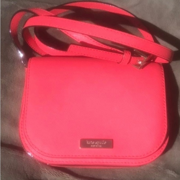 Kate Spade of New York Handbag with Adjustable Shoulder Strap - Picture 3 of 14